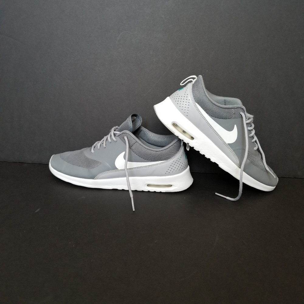 Nike Air max thea womens athletic shoes size 8.5